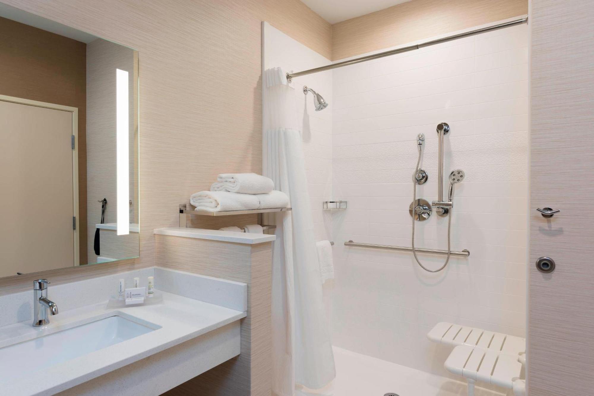 Fairfield Inn & Suites By Marriott ווסט מונרו מראה חיצוני תמונה